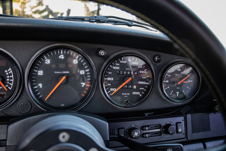 Porsche 964 Carrera RS