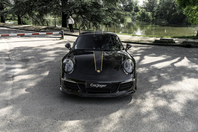 Porsche 991 Carrera GTS