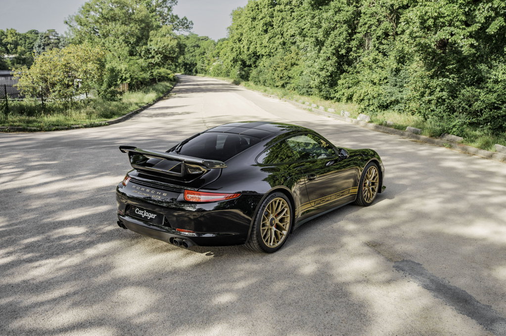 Porsche 991 Carrera GTS