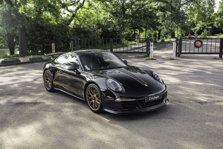 Porsche 991 Carrera GTS