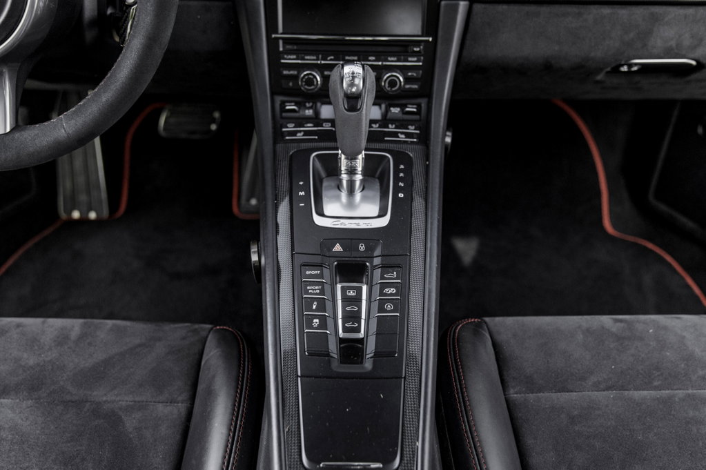 Porsche 991 Carrera GTS