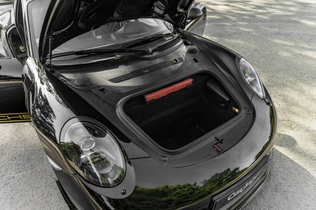 Porsche 991 Carrera GTS