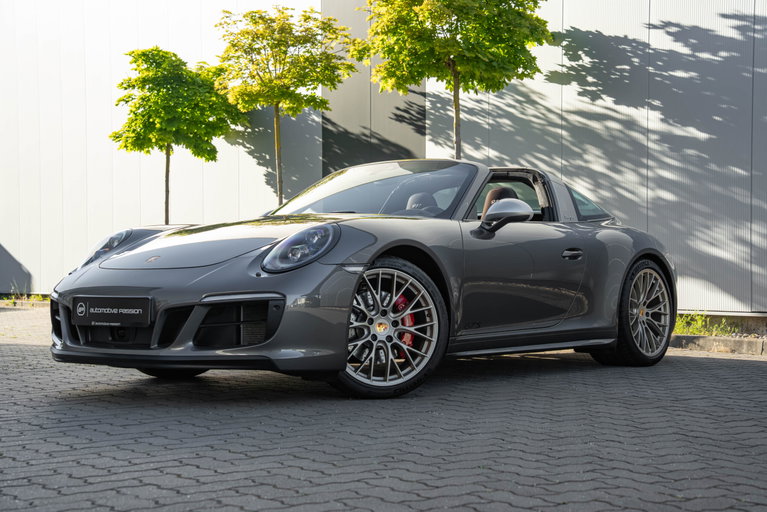 Porsche 991.2 Targa 4 GTS Exclusive Manufaktur Edition