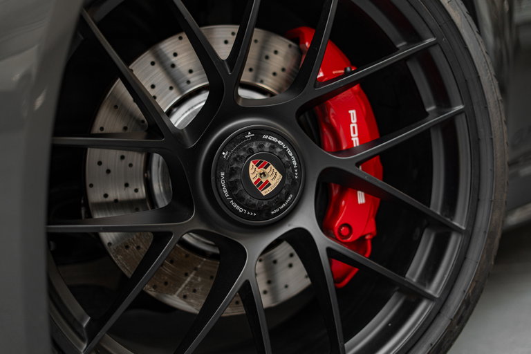 Porsche 991.2 Carrera GTS