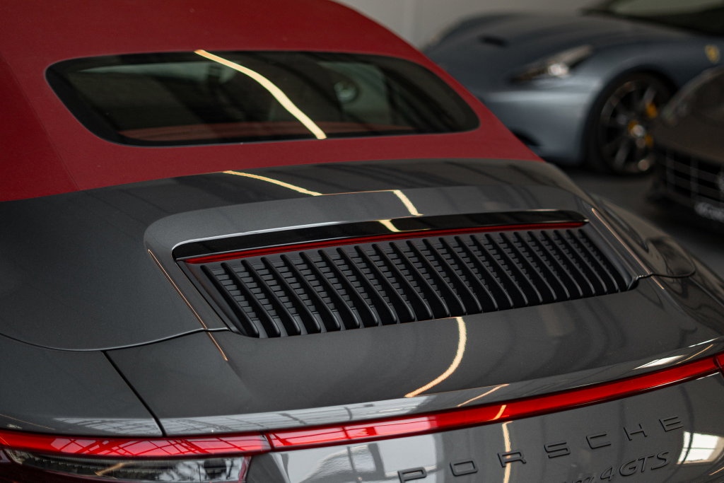Porsche 991.2 Carrera GTS