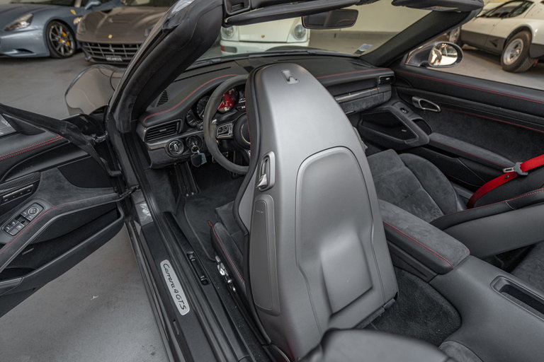 Porsche 991.2 Carrera GTS