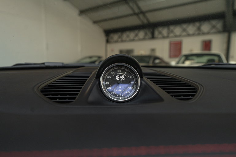 Porsche 991.2 Carrera GTS