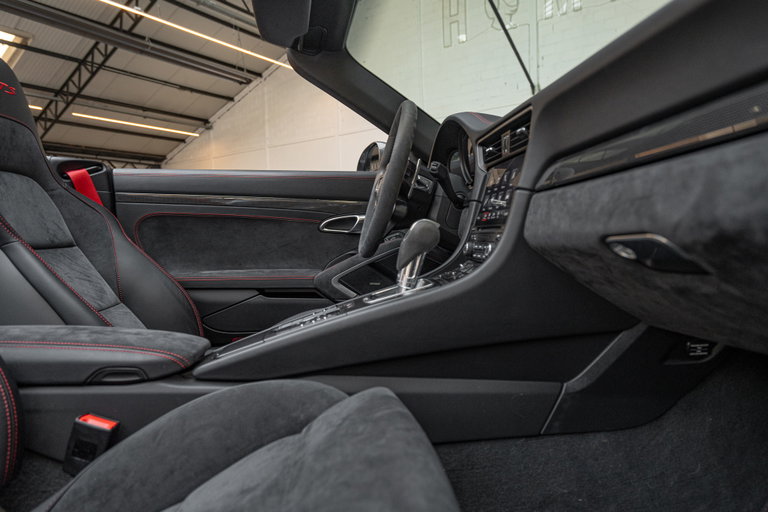Porsche 991.2 Carrera GTS