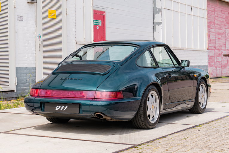 Porsche 964 Carrera 4