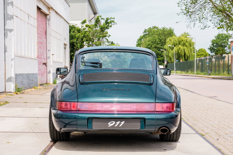 Porsche 964 Carrera 4
