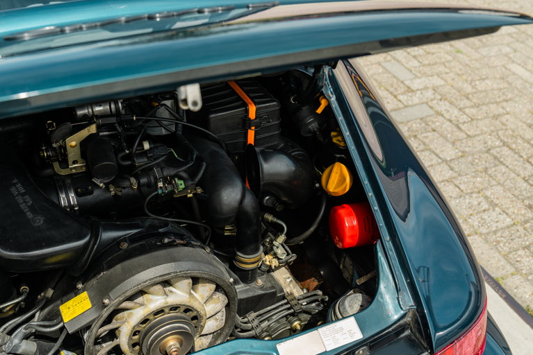Porsche 964 Carrera 4