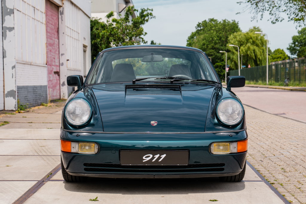 Porsche 964 Carrera 4