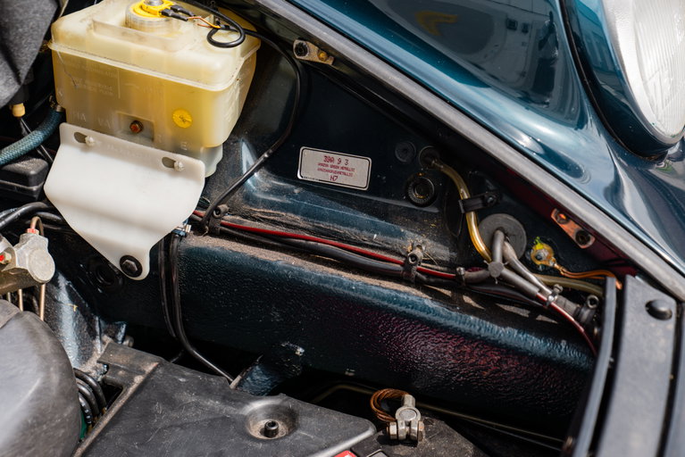 Porsche 964 Carrera 4