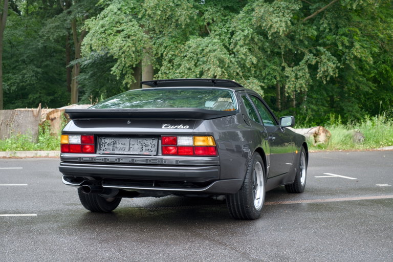 Porsche 944 Turbo Coupé