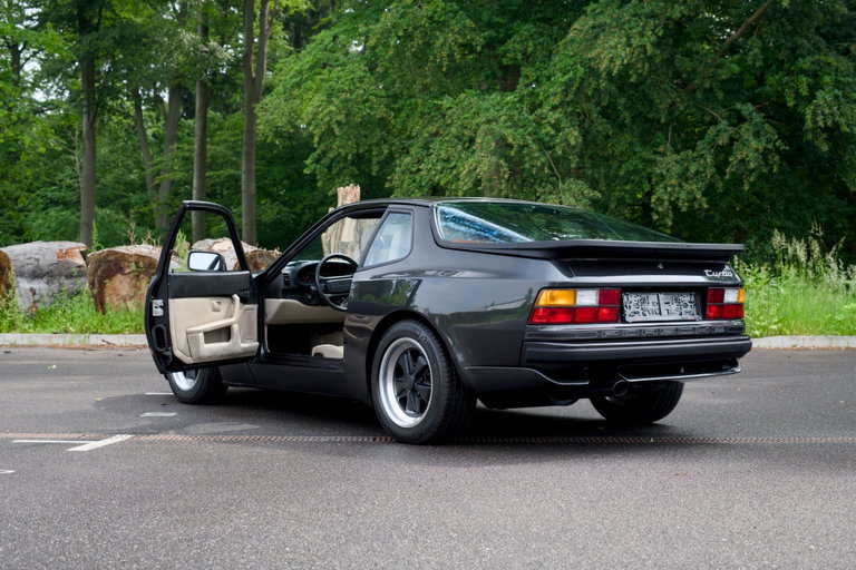 Porsche 944 Turbo Coupé