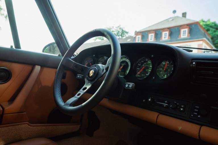 Porsche 911 Backdate