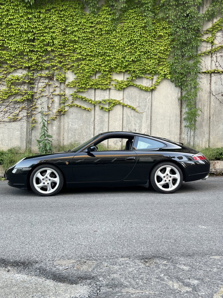 Porsche 996 Carrera