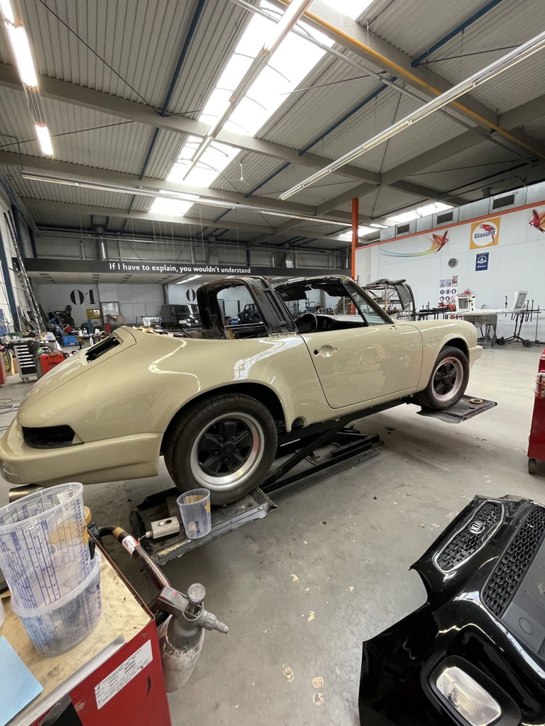 Porsche 911 Carrera 3.2