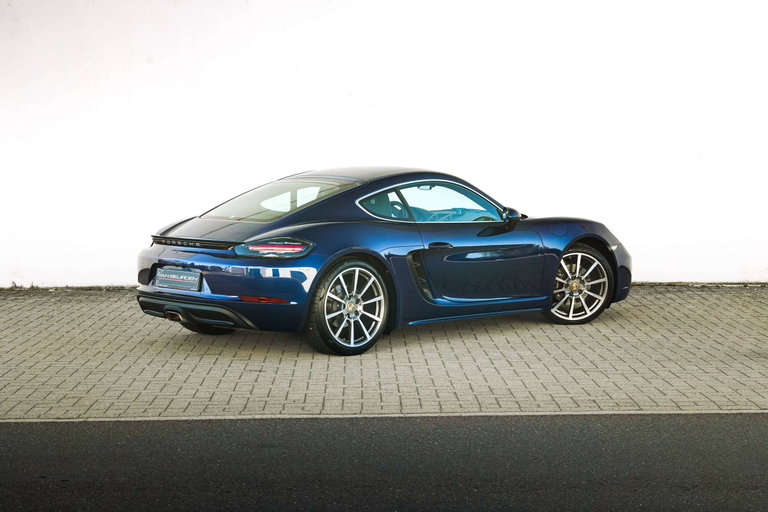 Porsche 718 Cayman