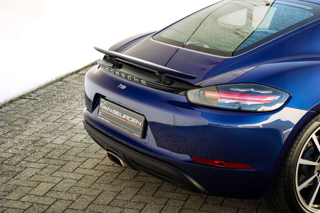 Porsche 718 Cayman