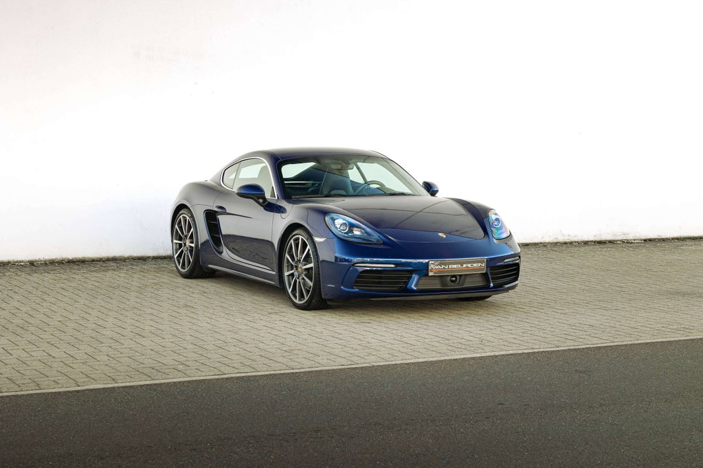 Porsche 718 Cayman