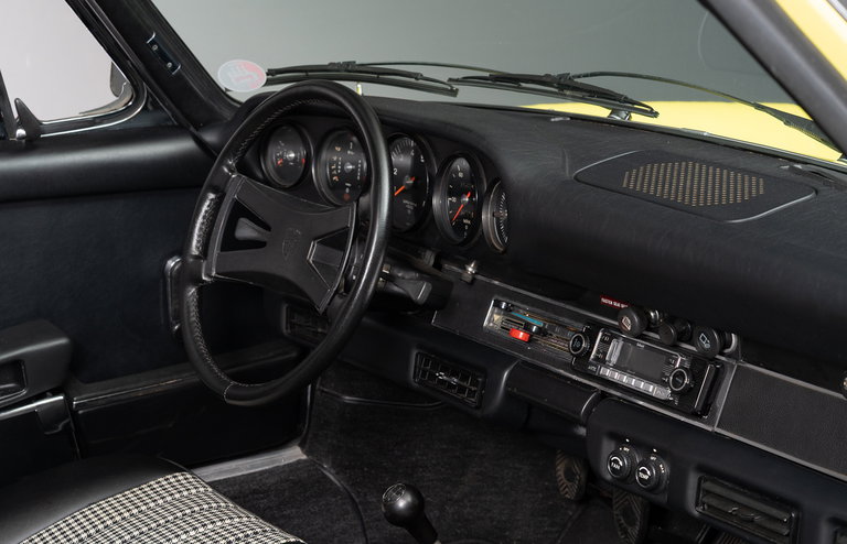 Porsche 911 S (F-Modell)