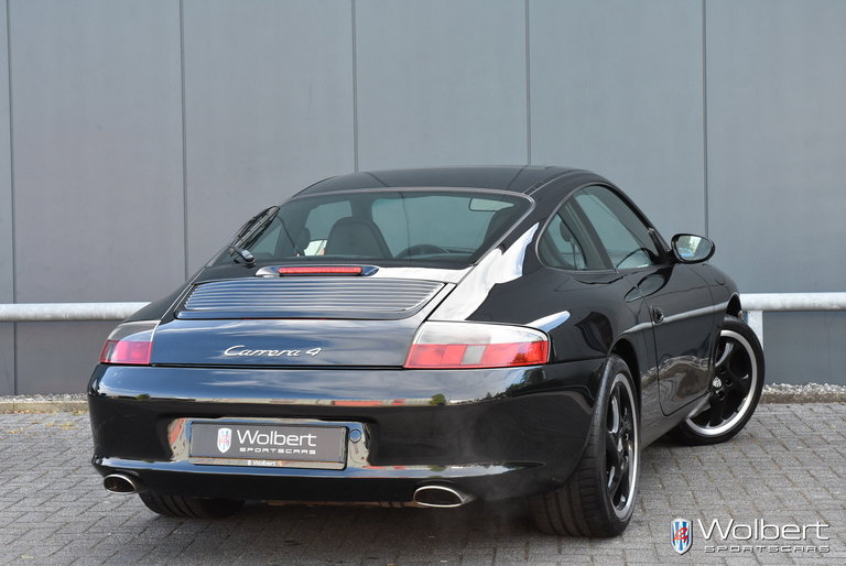 Porsche 996.2 Carrera 4