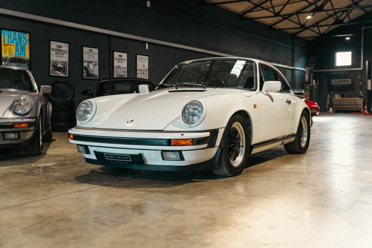 Porsche 911 Carrera 3.2