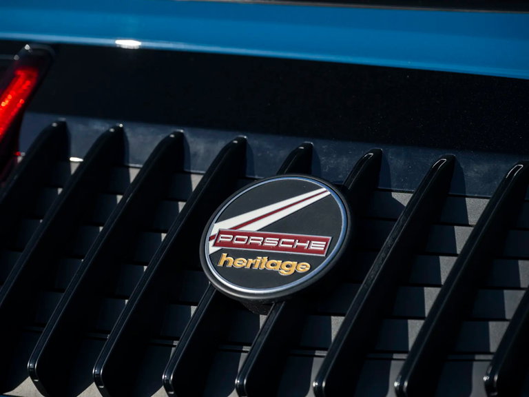 Porsche 992 Heritage Design Edition