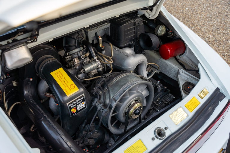 Porsche 911 Carrera 3.2
