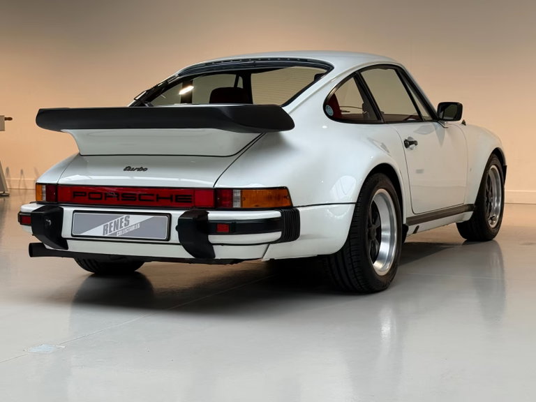 Porsche 911 Turbo 3.3