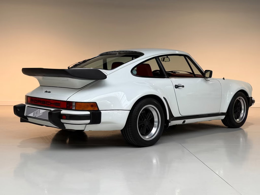 Porsche 911 Turbo 3.3