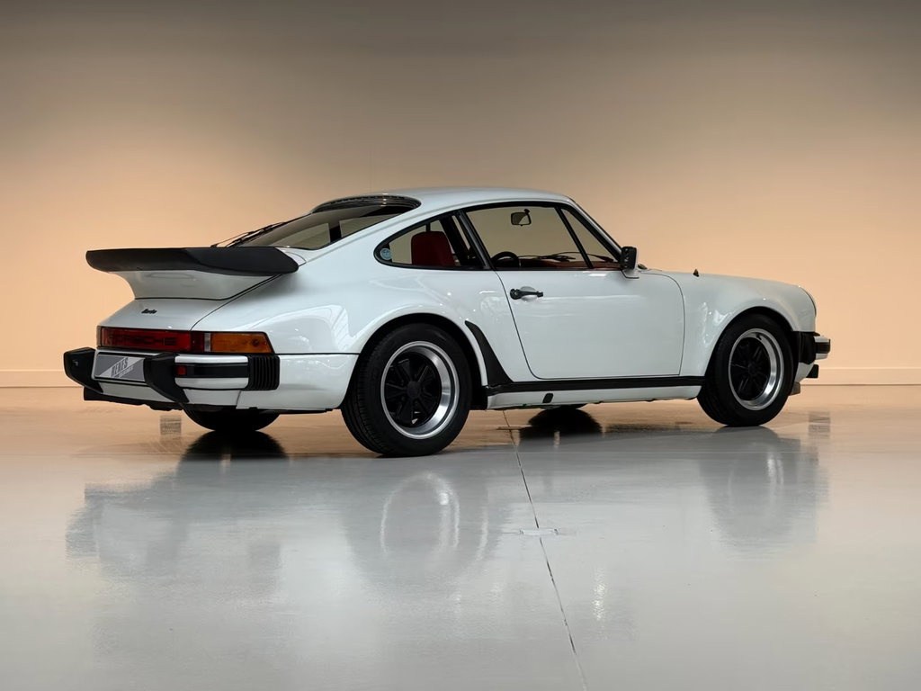 Porsche 911 Turbo 3.3