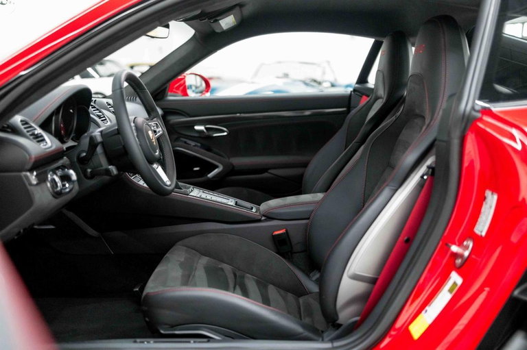 Porsche 718 Cayman GTS 4.0