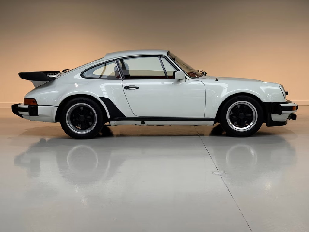Porsche 911 Turbo 3.3
