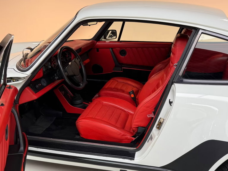 Porsche 911 Turbo 3.3