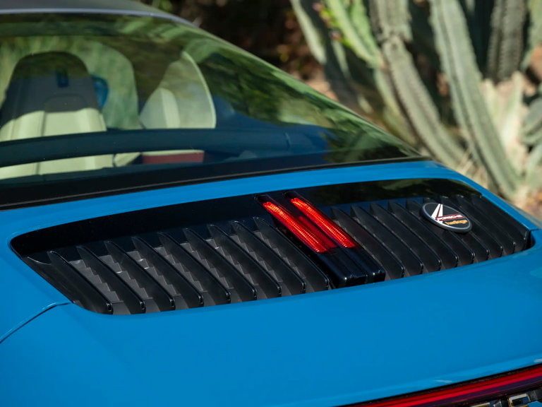 Porsche 992 Heritage Design Edition