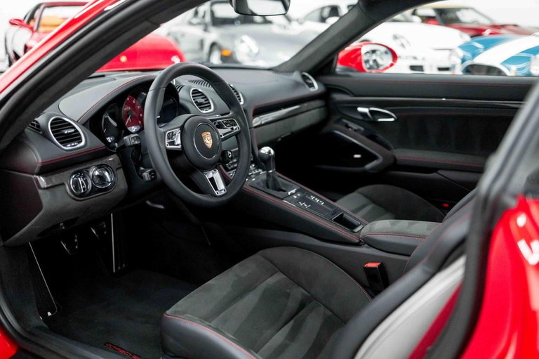 Porsche 718 Cayman GTS 4.0