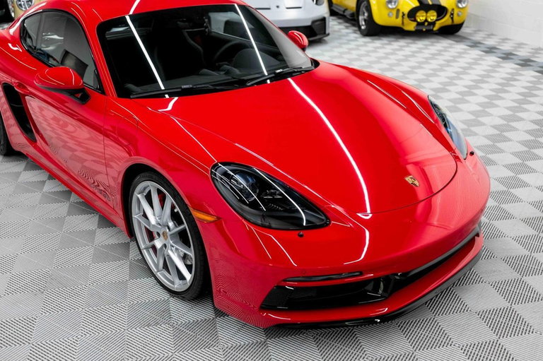 Porsche 718 Cayman GTS 4.0