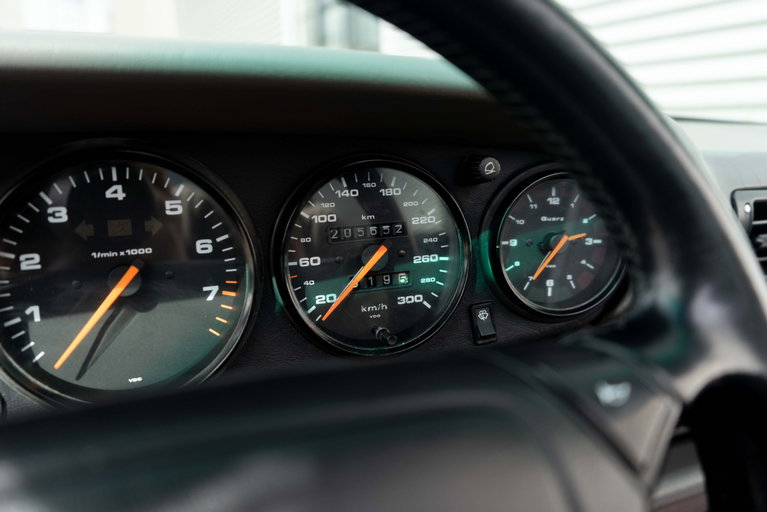 Porsche 964 Carrera 2