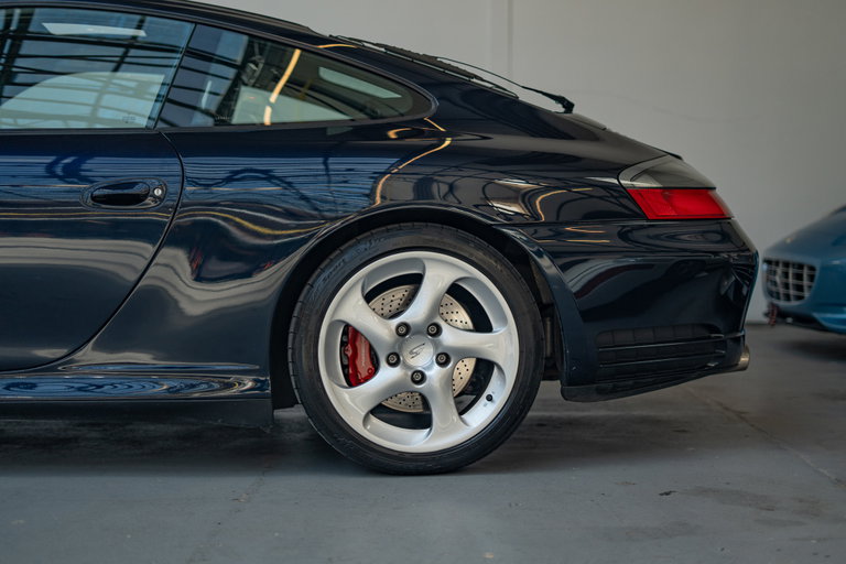 Porsche 996.2 Carrera 4S