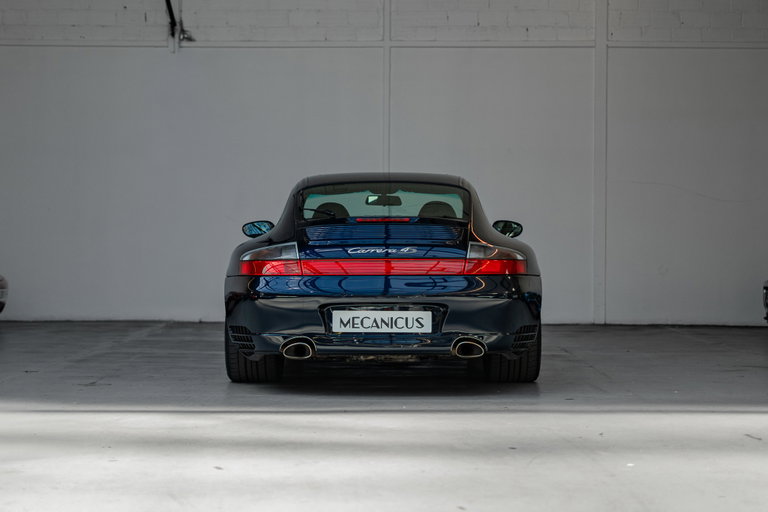 Porsche 996.2 Carrera 4S