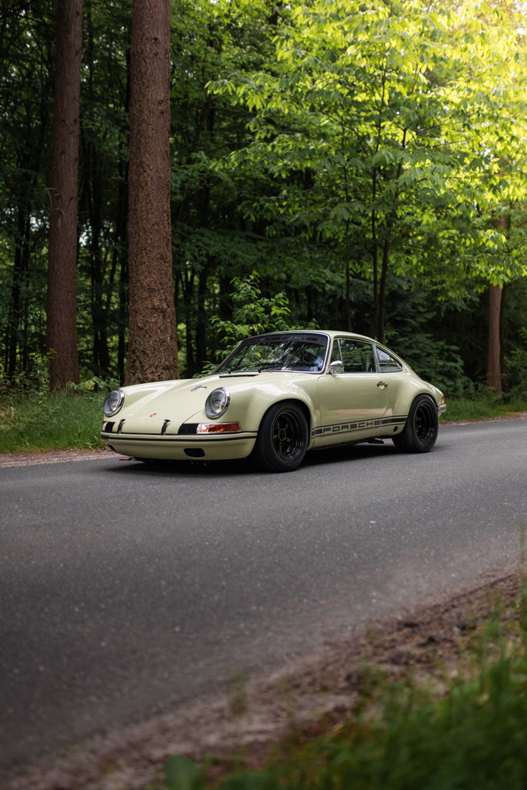 Porsche 911 Backdate