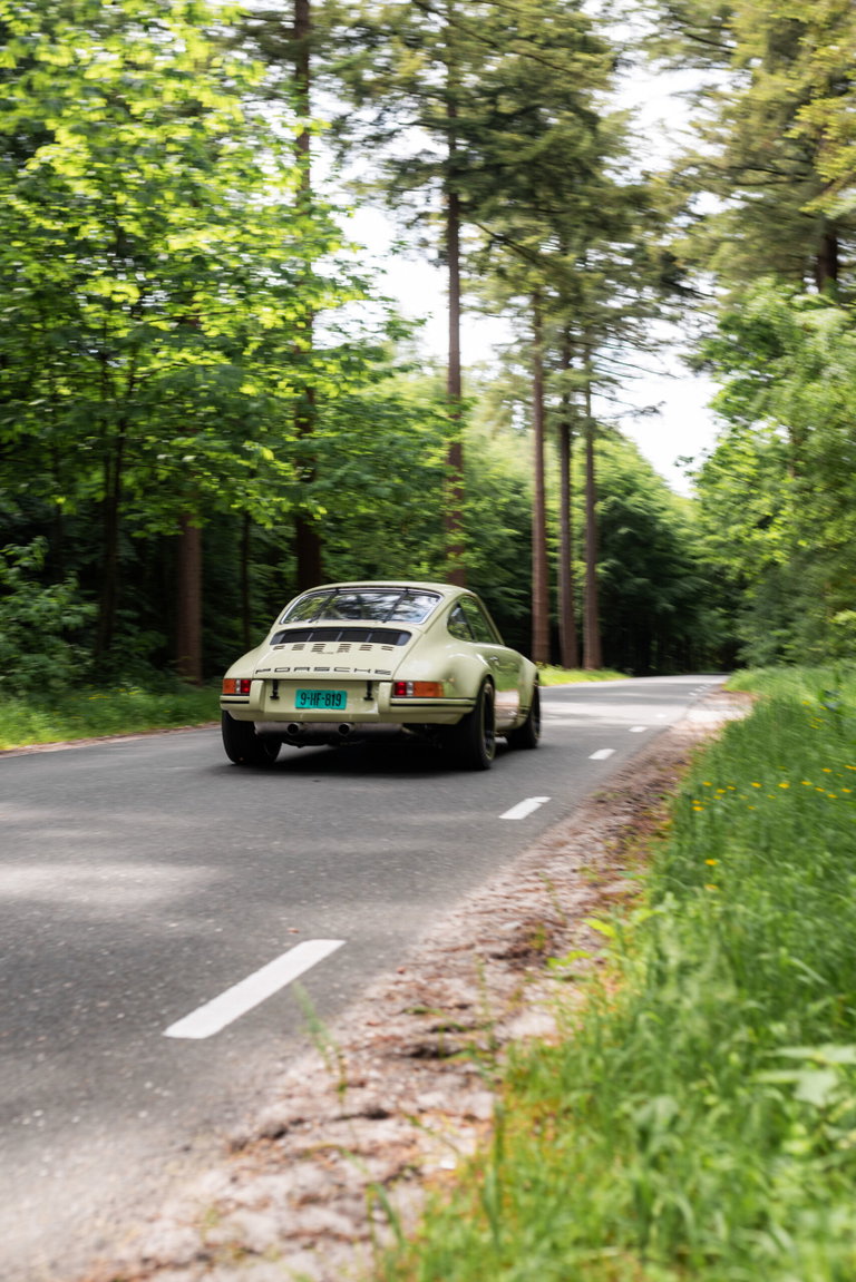 Porsche 911 Backdate