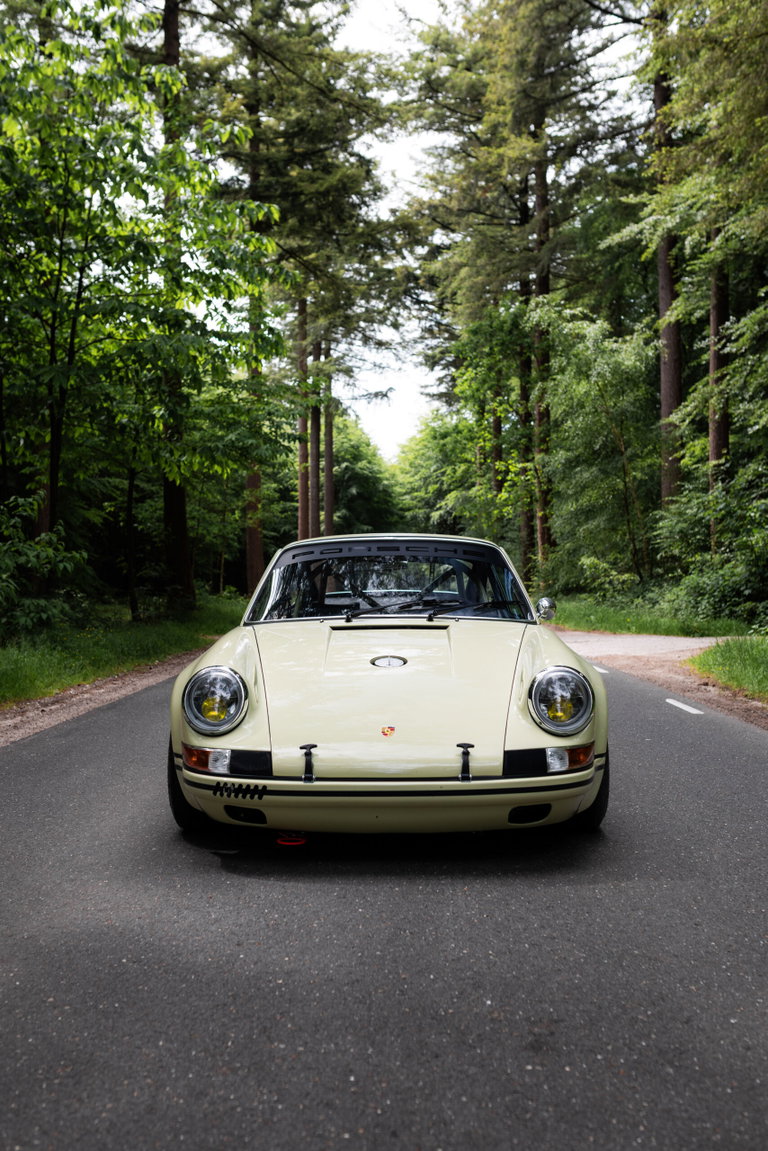 Porsche 911 Backdate