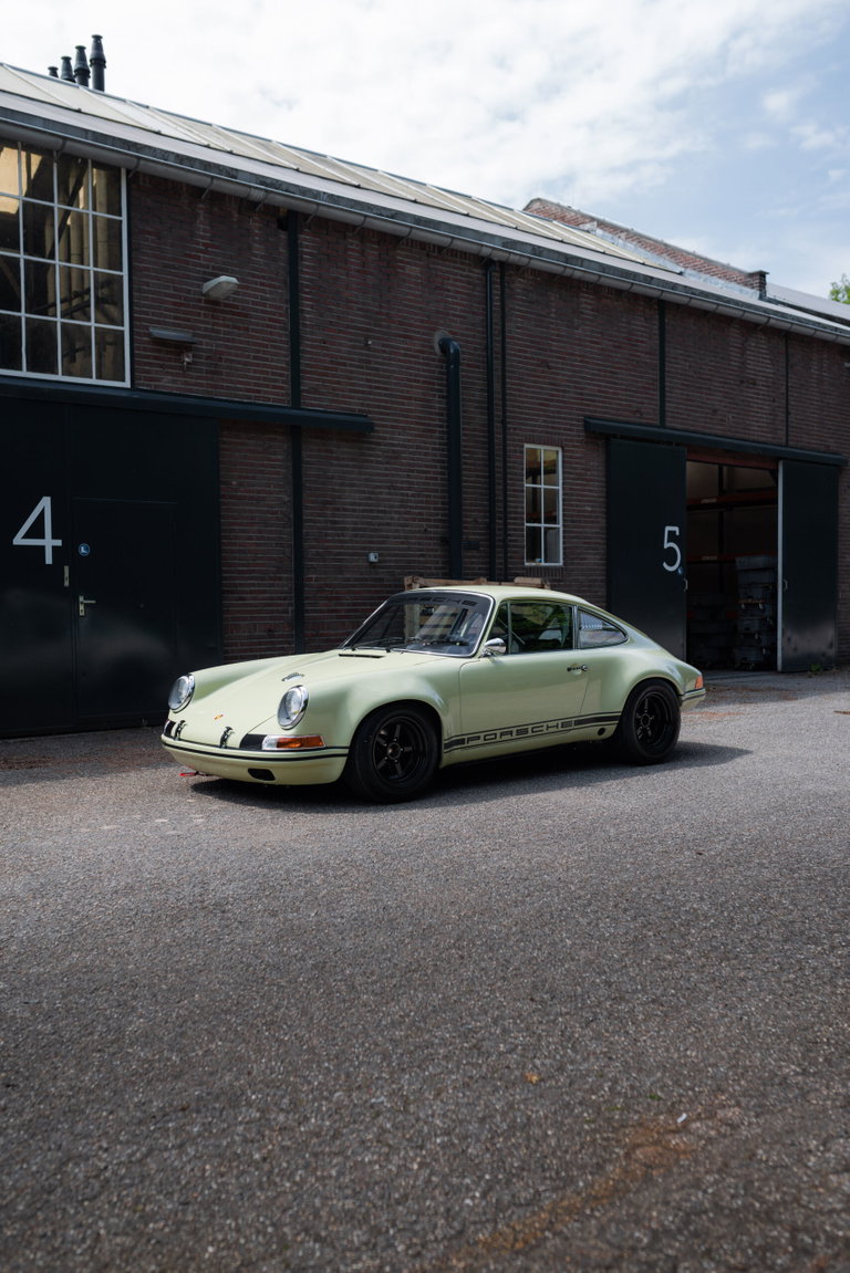 Porsche 911 Backdate