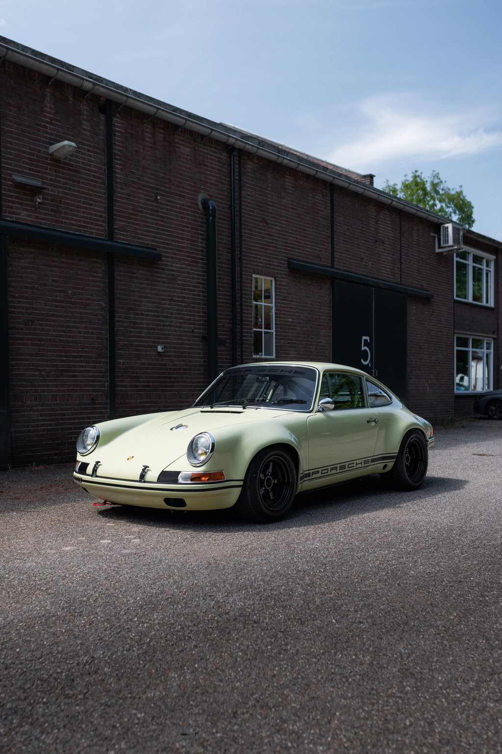 Porsche 911 Backdate