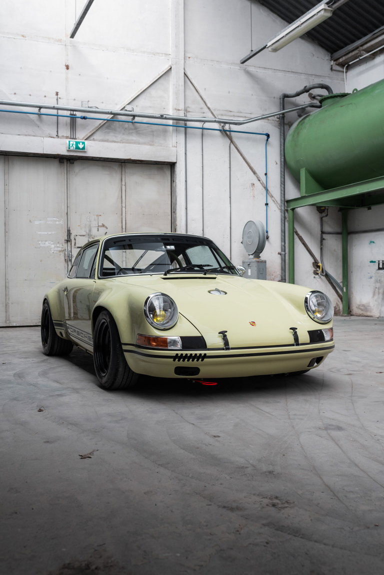 Porsche 911 Backdate