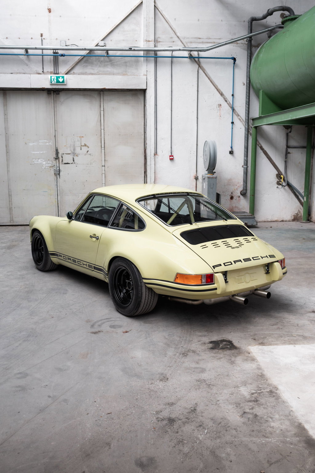 Porsche 911 Backdate