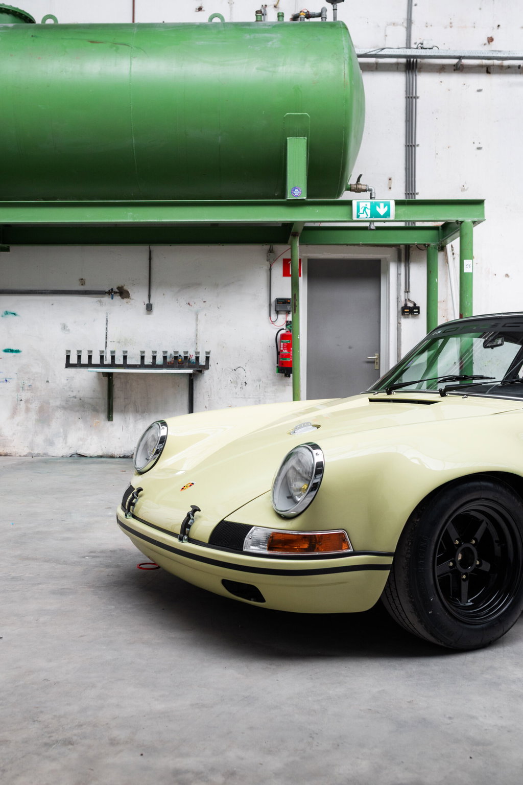 Porsche 911 Backdate